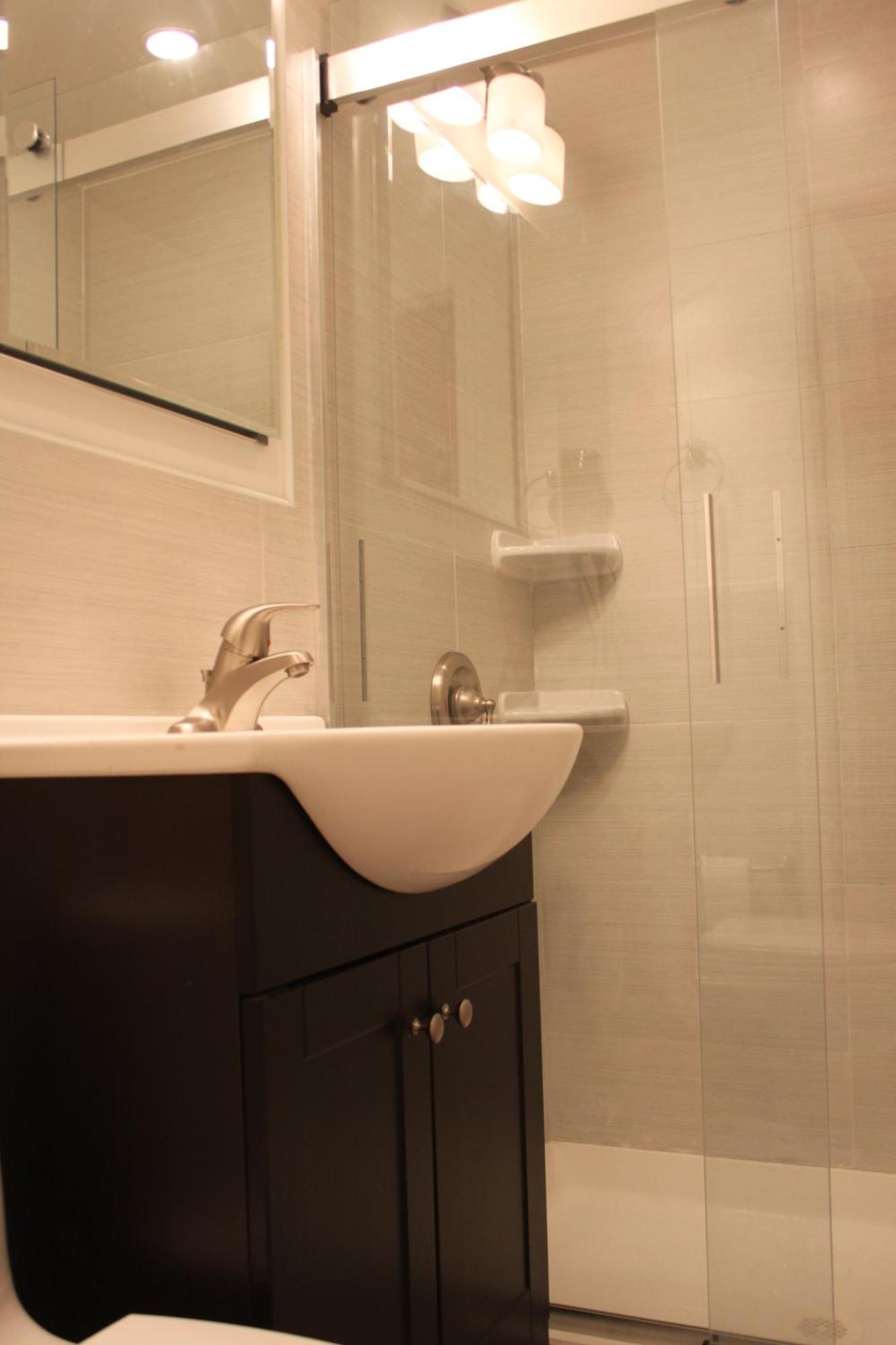 Standard Triple Room,812185710:JPEG
