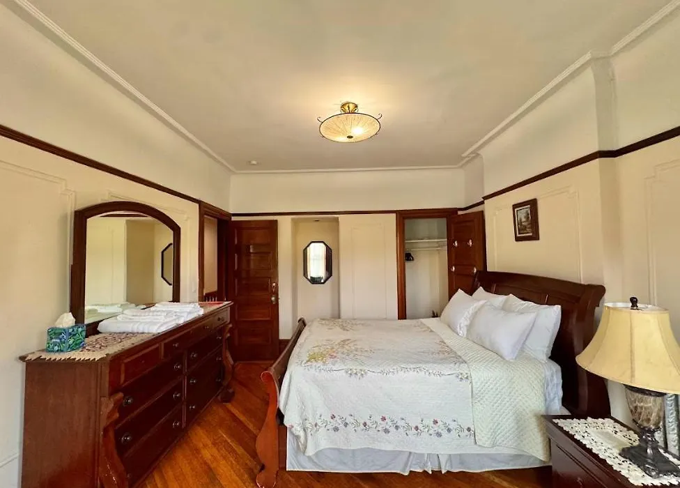 Plg House-1