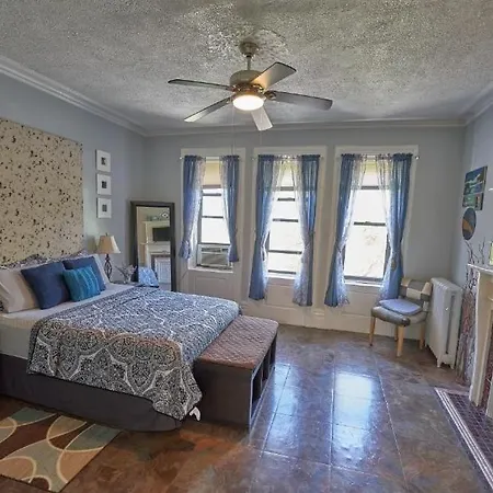 Irving Manor-3