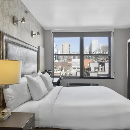 Times Square West Hotel, BW Signature Collection-2