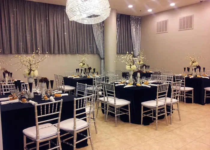 Pointe Plaza (Adults Only)