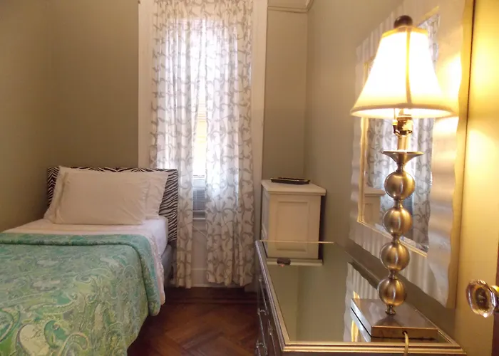 Serenity At Home Guest House