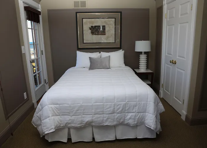 The Ocean Plaza Hotel