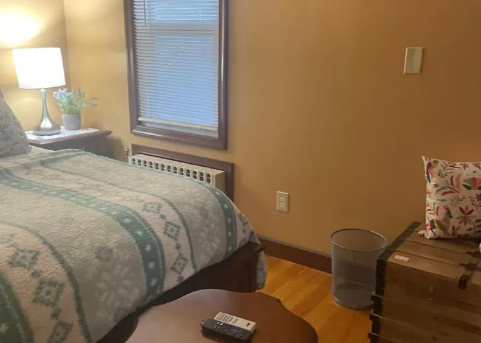 Private Unit With Own Entrance To Share