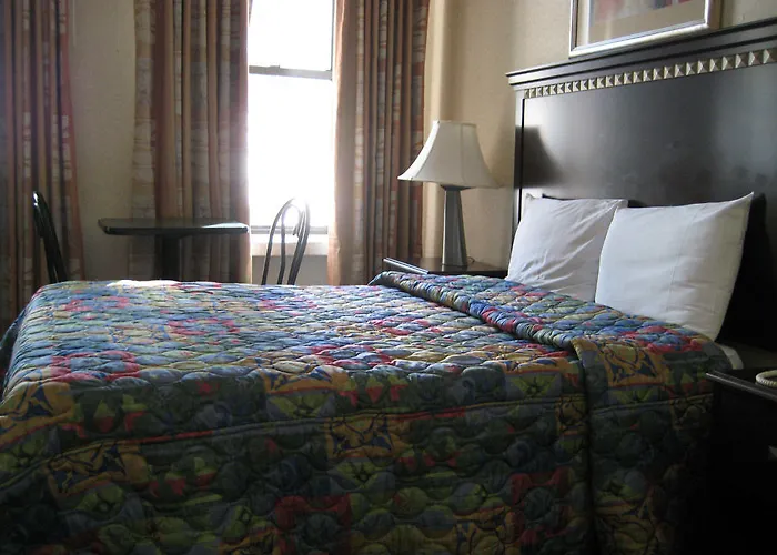 Hotel all'aeroporto: New York Inn