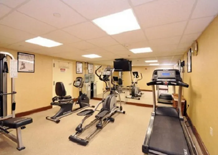 Hotels Close to Airport Sheridan